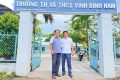 TIẾP NHẬN TẬP TẶNG CHO HỌC SINH TỪ MẠNH THƯỜNG QUÂN